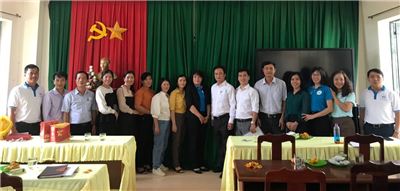 Chương trình giao lưu kết nghĩa và tư vấn hướng nghiệp giữa Viện CNSH&MT và trường  THPT Dân Tộc Nội Trú Pi Năng Tắc, Ninh Thuận
