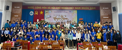 Viện CNSH&MT tổ chức lễ kỷ niệm 40 năm ngày Nhà giáo Việt Nam 20-11 trong không khí ấm áp tình thầy trò
